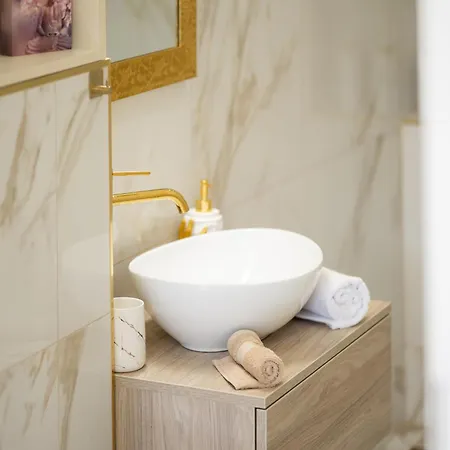 Laguna Romantic - Private Infrared Sauna & Bathtub Near Flexum Thermal * Mosonmagyaróvár
