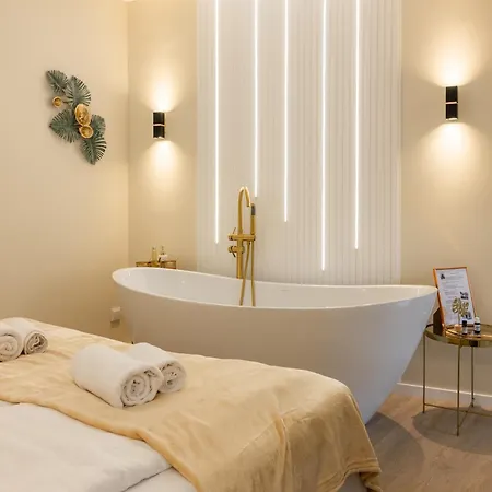 Lägenhet Laguna Romantic - Private Infrared Sauna & Bathtub Near Flexum Thermal