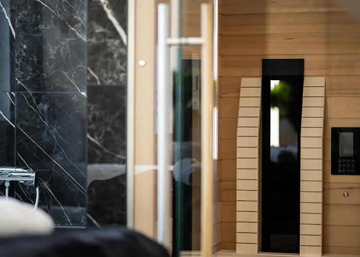 Laguna Romantic - Private Infrared Sauna & Bathtub Near Flexum Thermal Mosonmagyaróvár